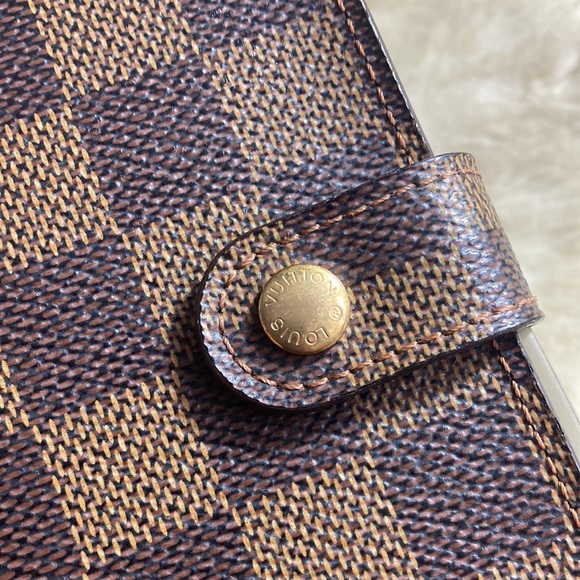 Sold🔥Authentic LOuis Vuitton Agenda - Picture 2 of 10